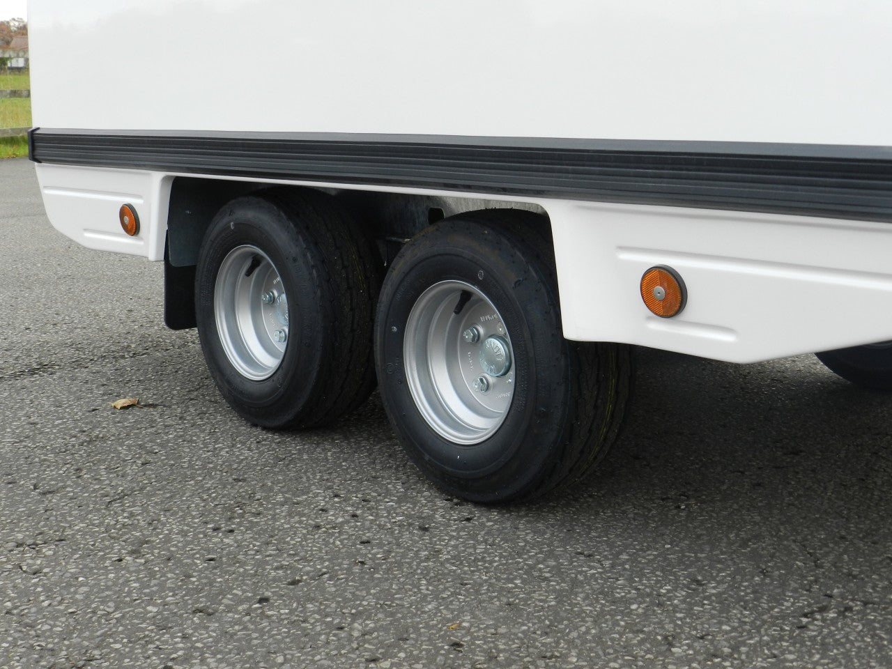 120V Bateson Box Trailer - 750kg Capacity with Fibreglass Body