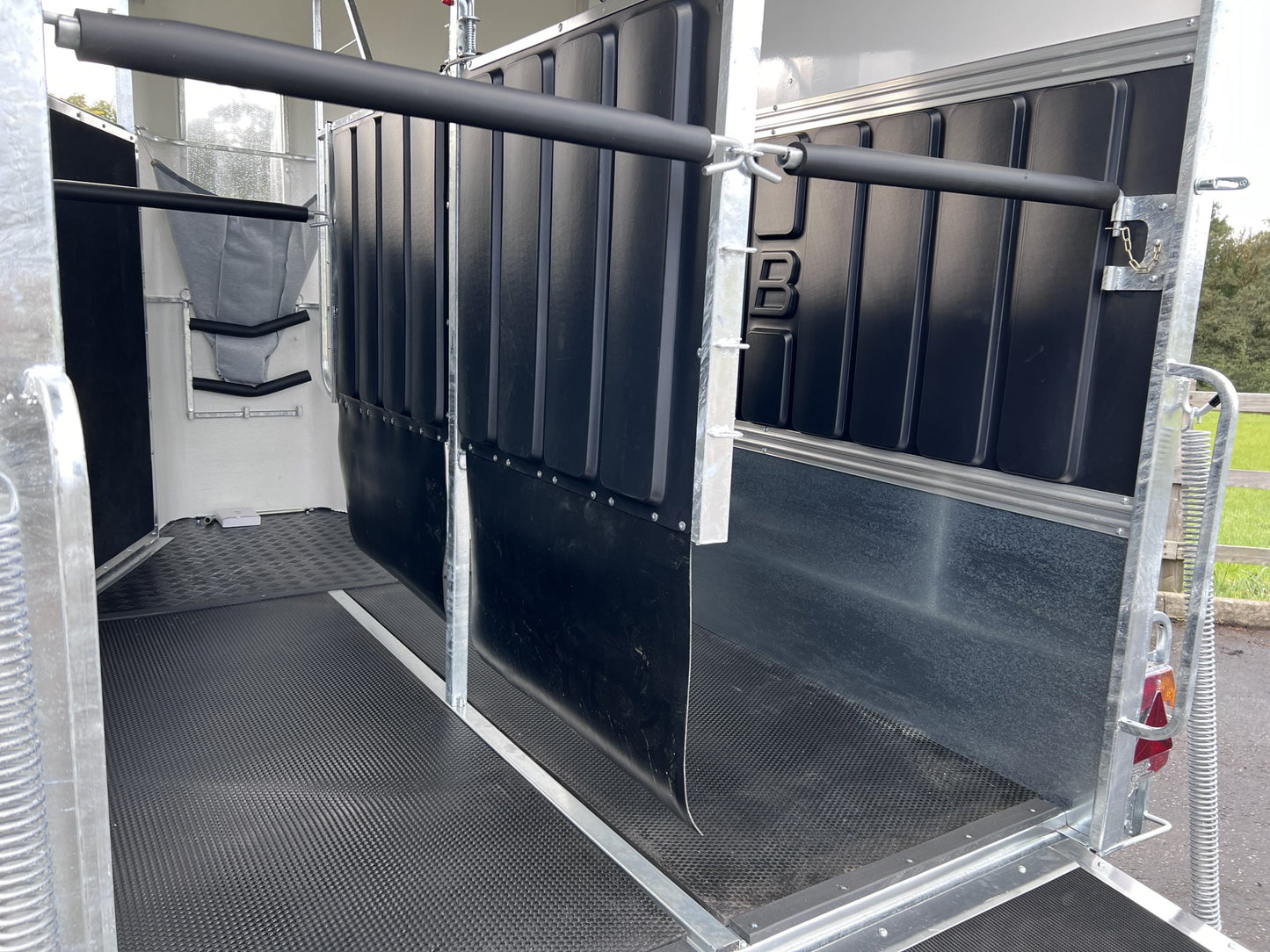 Bateson Deauville Horse Trailer