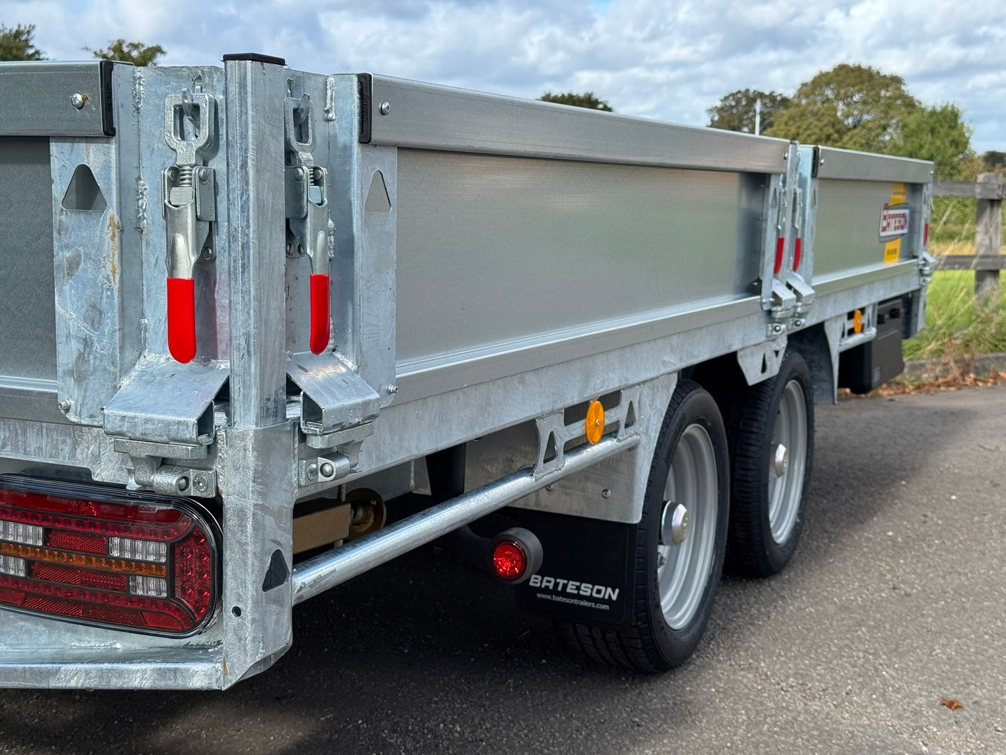Bateson 3536 12ft Platform Trailer – 3500kg Heavy-Duty Model c/w sides and ramps