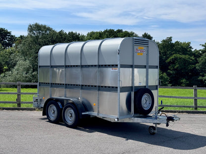 Bateson 48HB 12'x5'8" Livestock Trailer (accommodates horses)