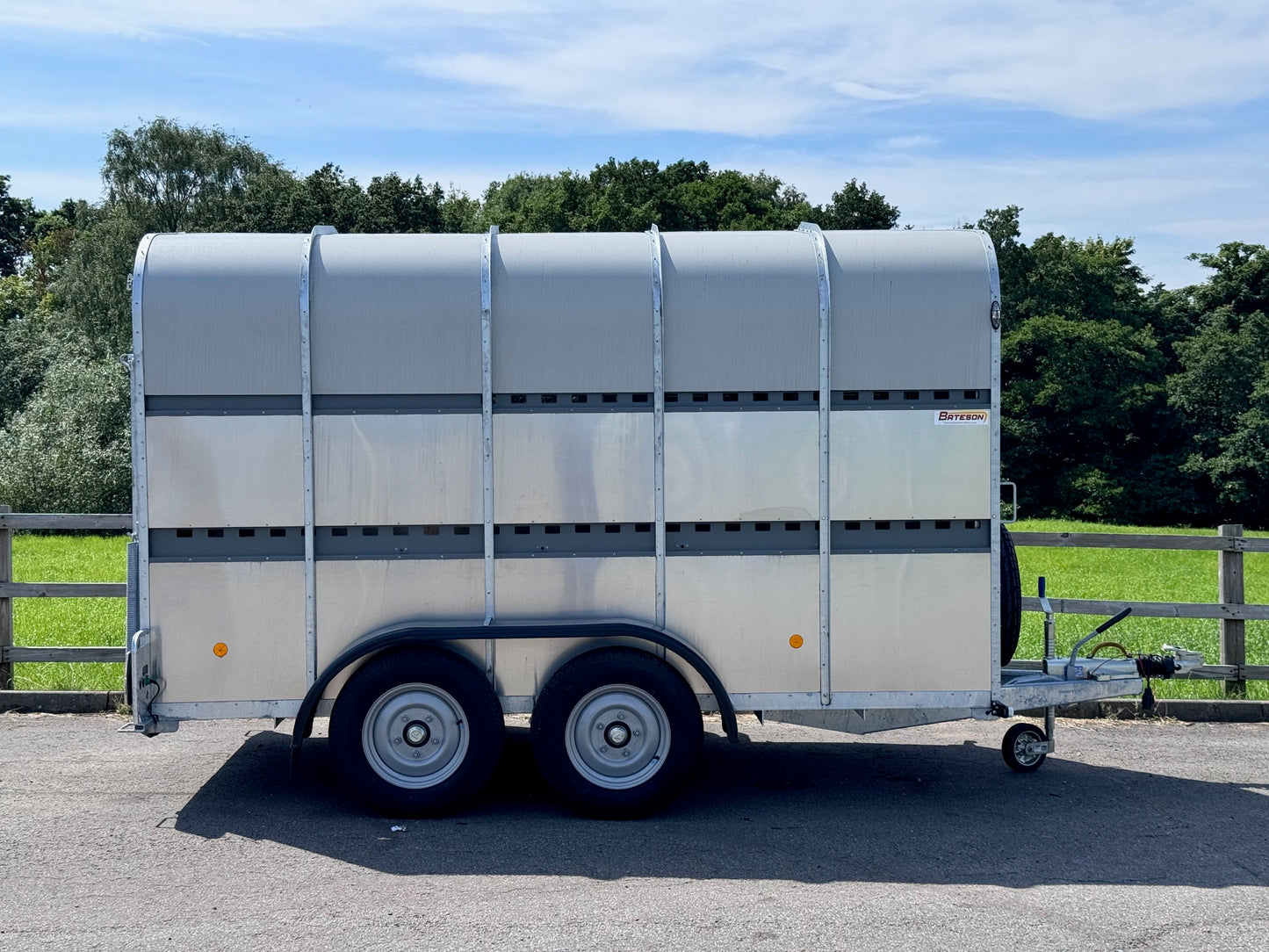 Bateson 48HB 12'x5'8" Livestock Trailer (accommodates horses)