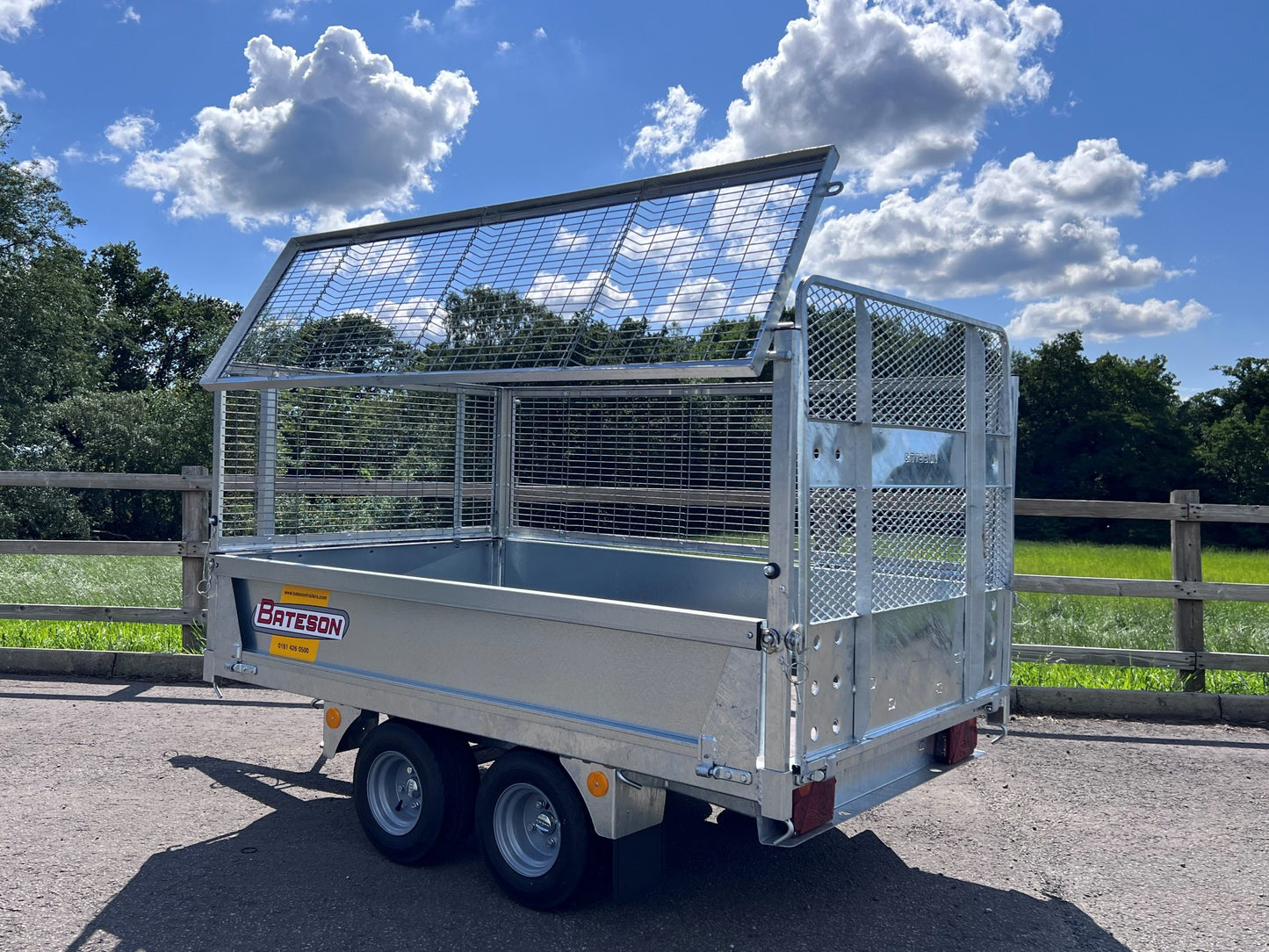 7' x 4' Bateson 720 Twin Axle Unbraked Platform Trailer