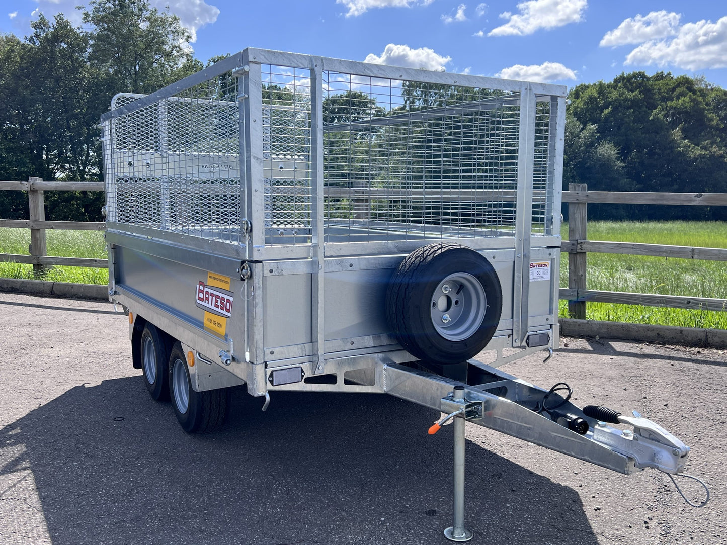 7' x 4' Bateson 720 Twin Axle Unbraked Platform Trailer