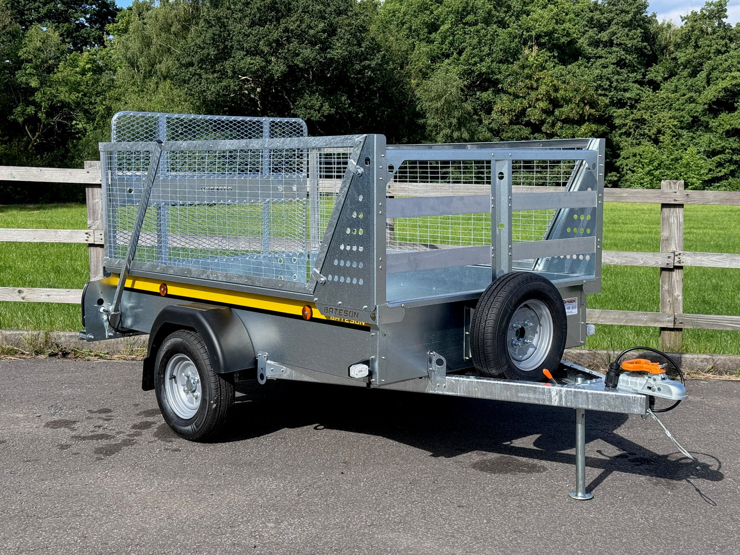 6'3"x 4'1" Bateson B64 Single Axle Unbraked Trailer