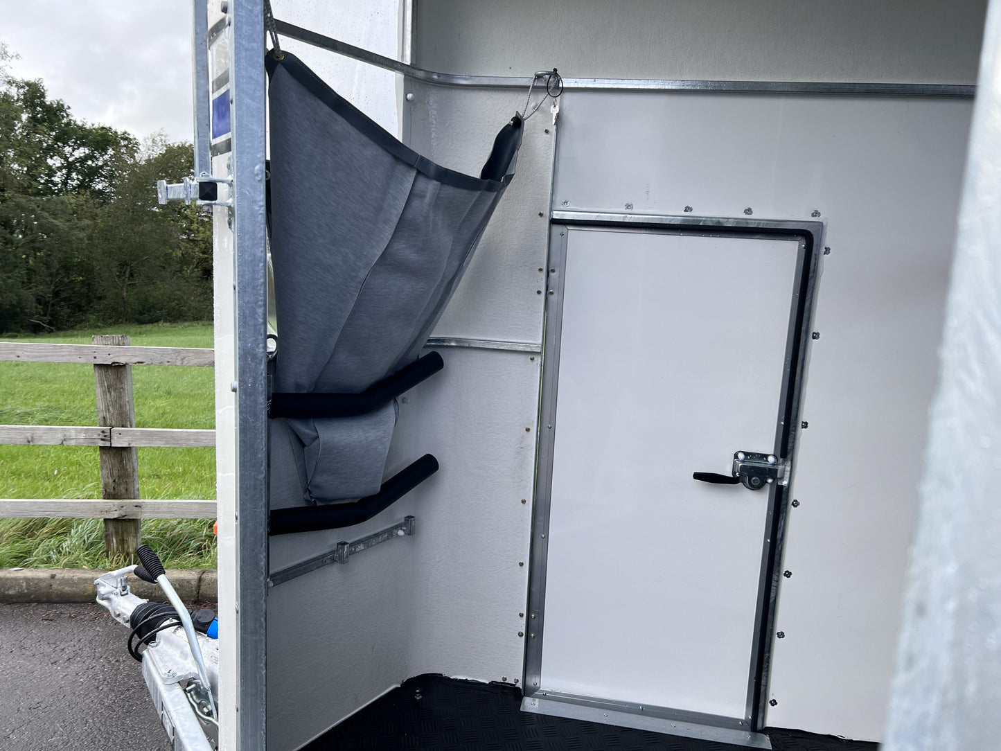 Bateson Deauville Horse Trailer