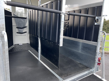 Bateson Deauville Horse Trailer