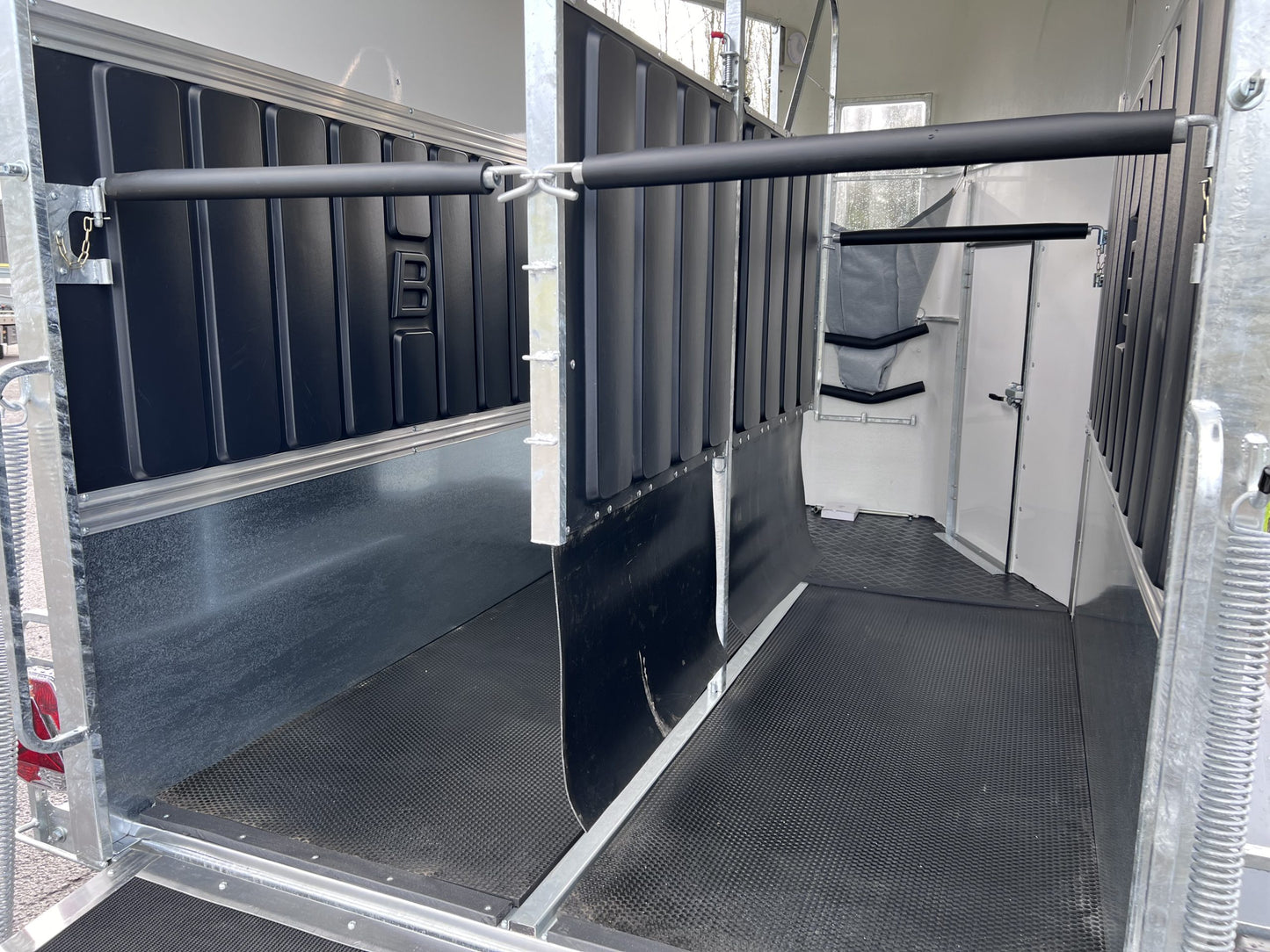 Bateson Deauville Horse Trailer