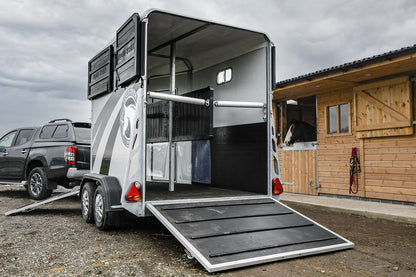 Equi-Trek Apollo Horse Trailer