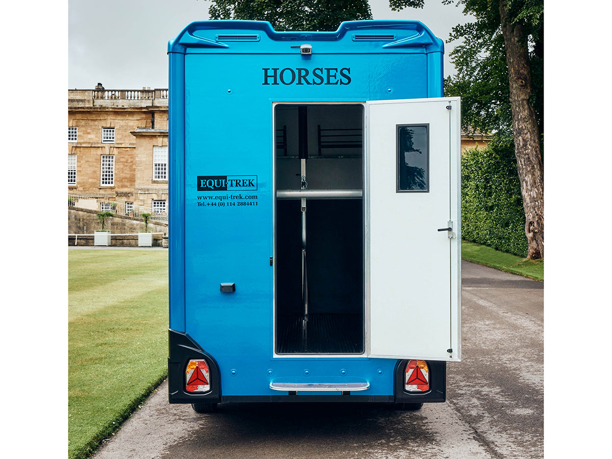 Equi-Trek Night-Treka Horse Trailer