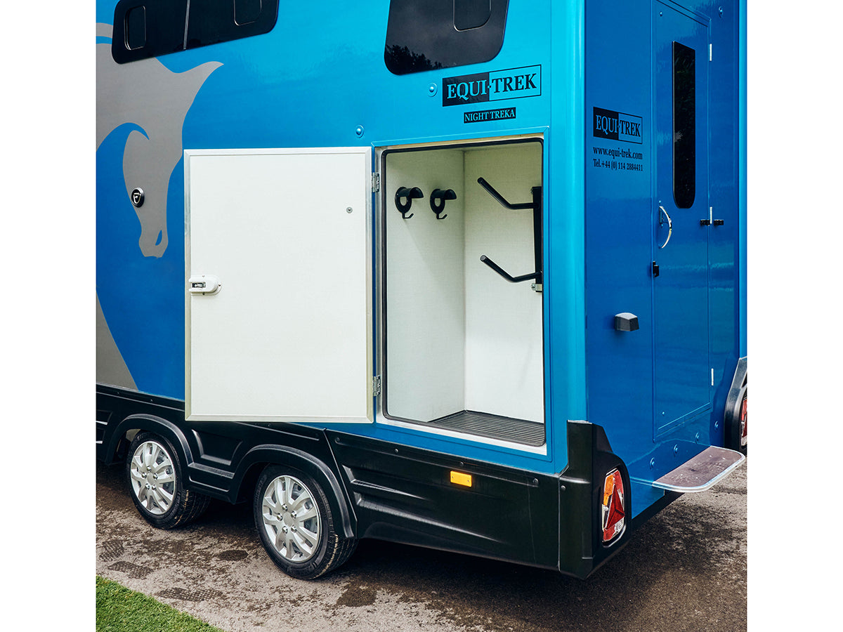Equi-Trek Night-Treka Horse Trailer