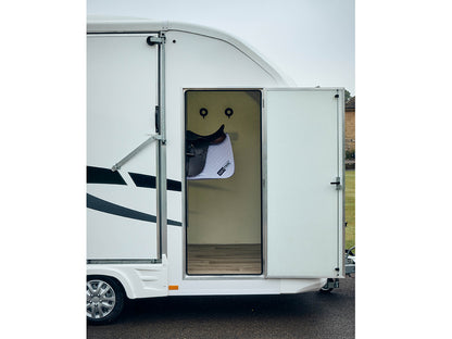 Equi-Trek Day-Treka Horse Trailer