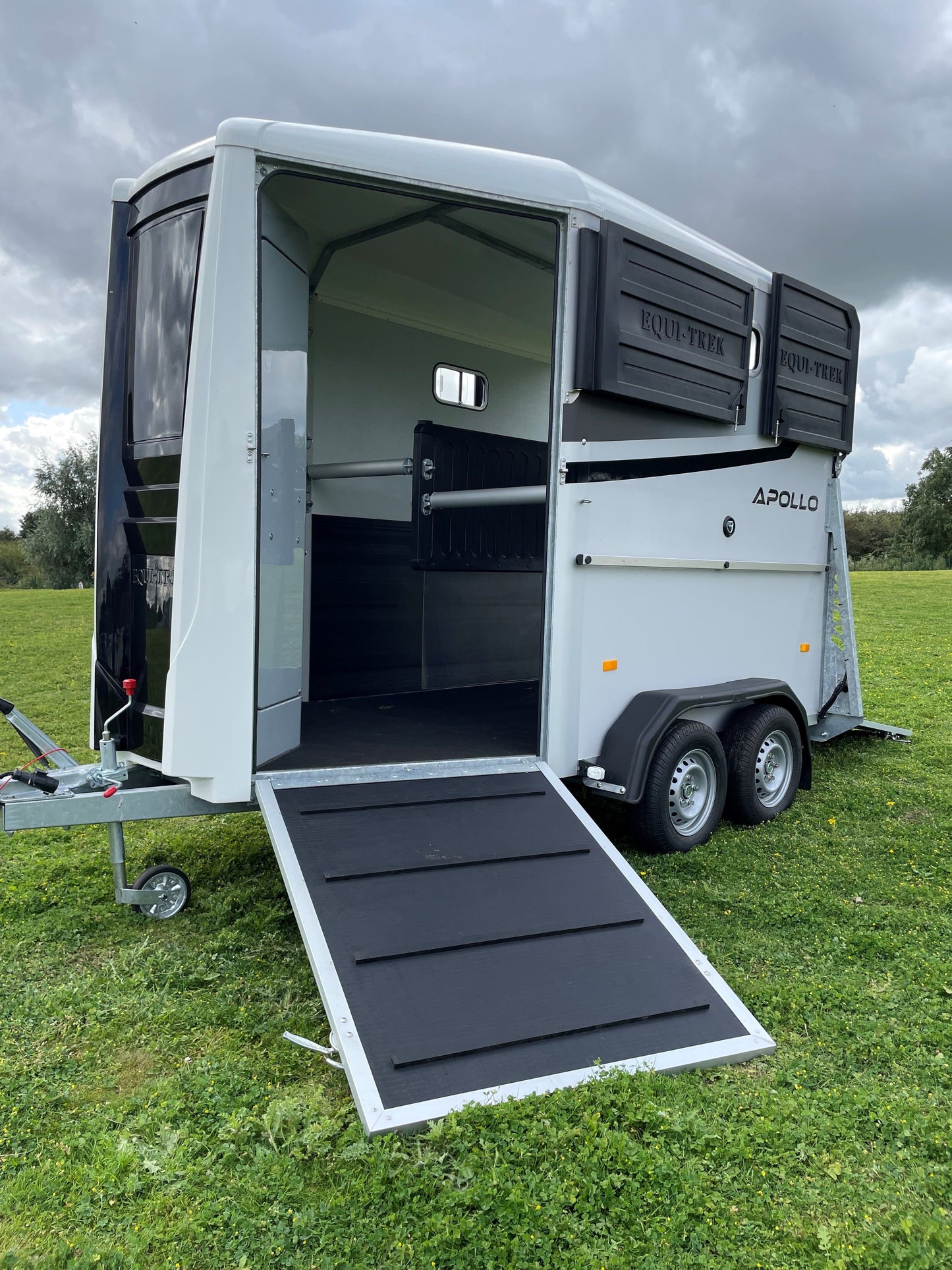 Equi-Trek Apollo Horse Trailer