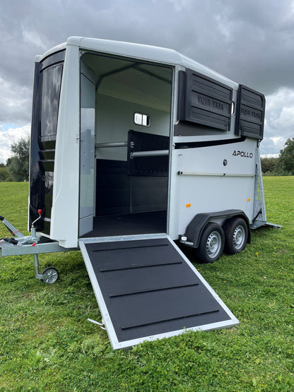 Equi-Trek Apollo Horse Trailer